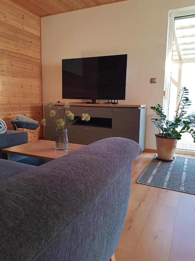 Holiday Home Znojmo W/ Wellness & Wine Екстериор снимка