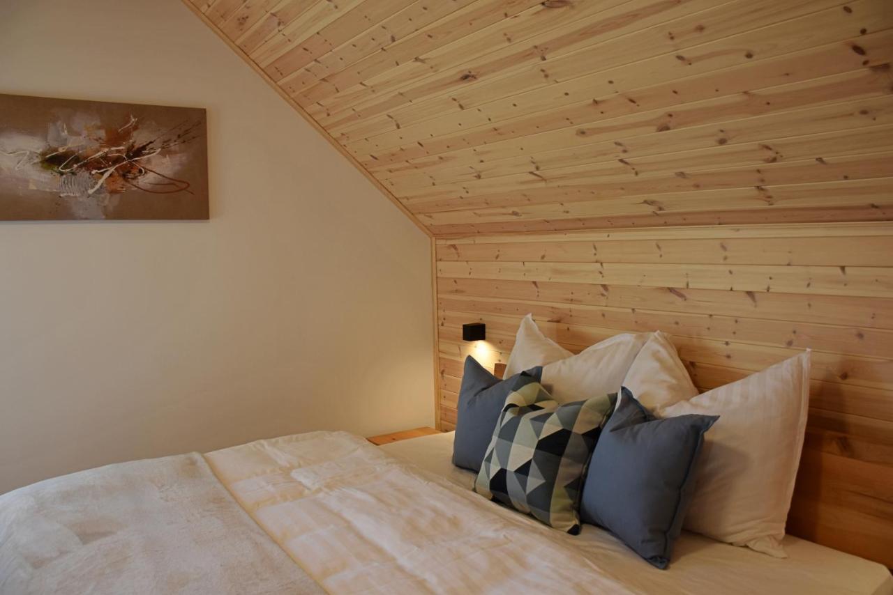 Holiday Home Znojmo W/ Wellness & Wine Екстериор снимка
