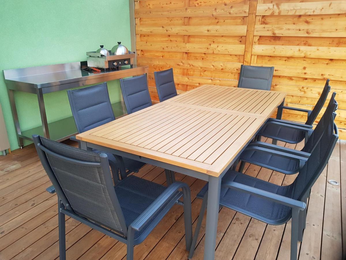 Holiday Home Znojmo W/ Wellness & Wine Екстериор снимка